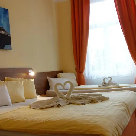 Hotel Sevilla 3*